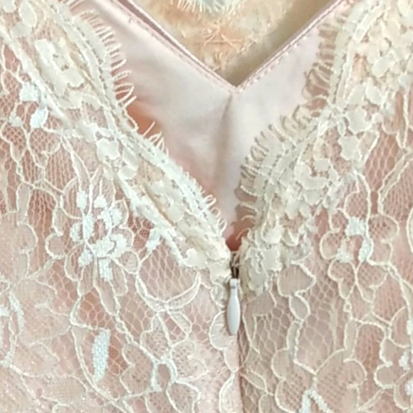 AZAZIE NWT SATIN & LACE DRESS SIZE 8 - Picture 7 of 11